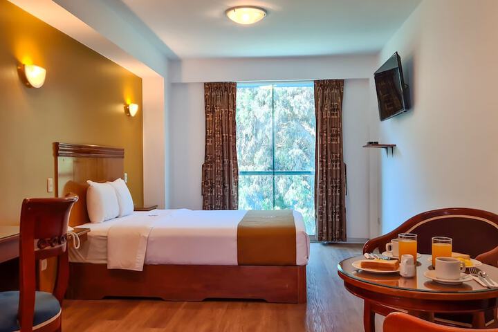 Room 4 of 46