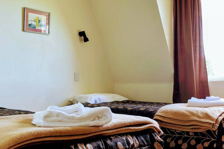 Room 7 of 39