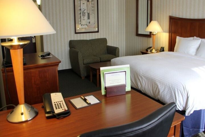 Room 4 of 45