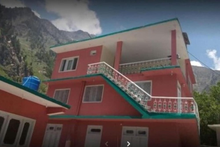 HILL VIEW HOTEL AND FAMILY COTTAGE