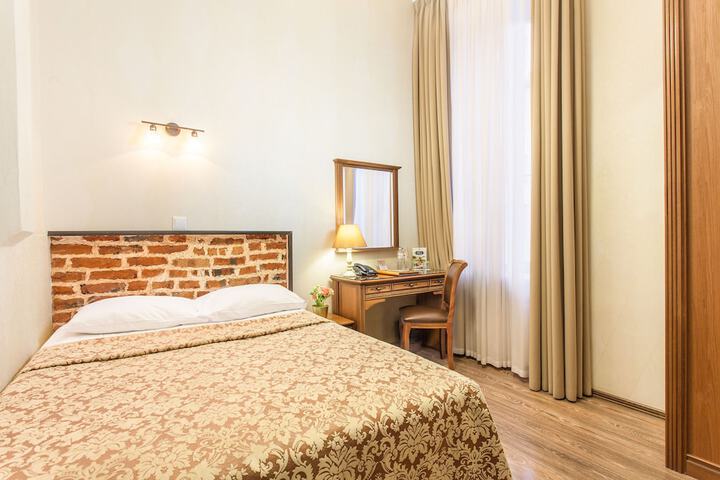 Room 20 of 52
