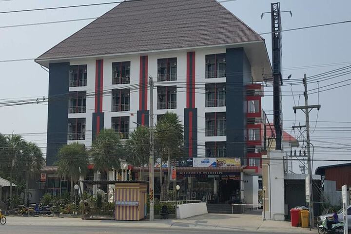 Hotel 17 of 17