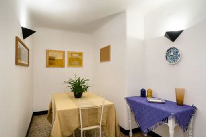 Room 19 of 25