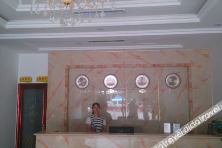 Hotel Interior 8 of 19