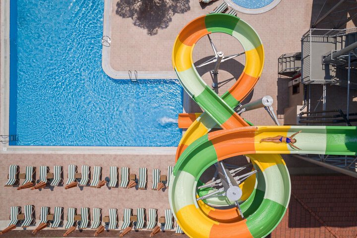Pool 35 of 113