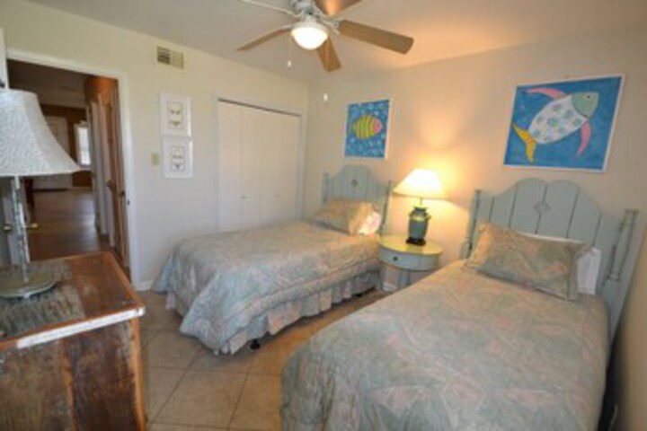 Room 36 of 44