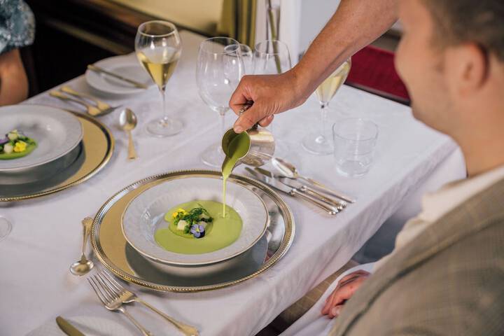 Dining 56 of 78