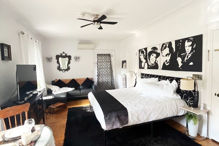 Room 115 of 162