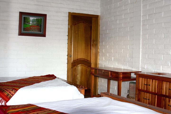 Room 6 of 74