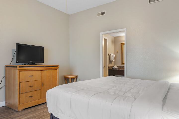 Room 14 of 86