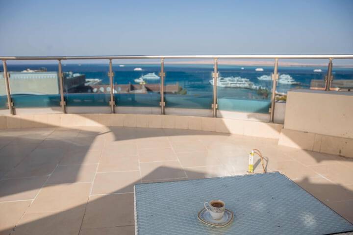 Sundeck 289 of 307