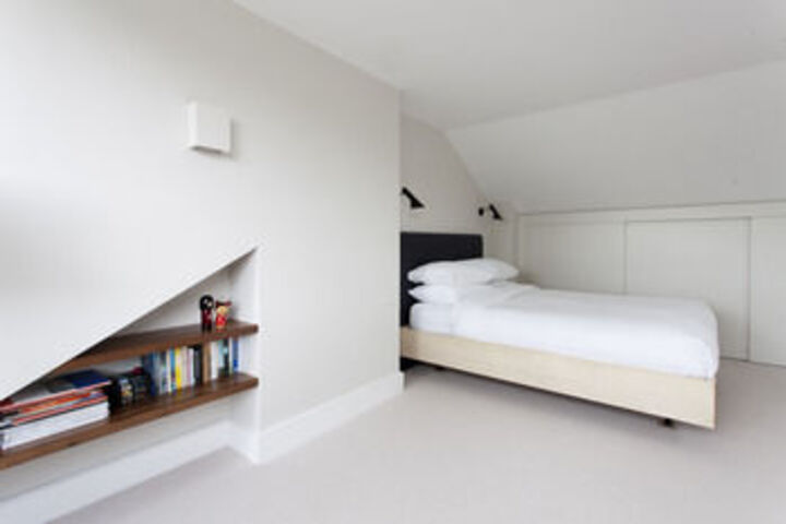 Room 56 of 166