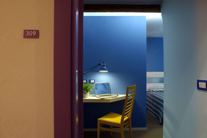 Room 40 of 75