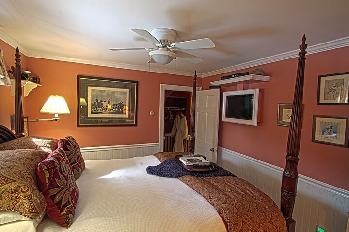 Room 133 of 203
