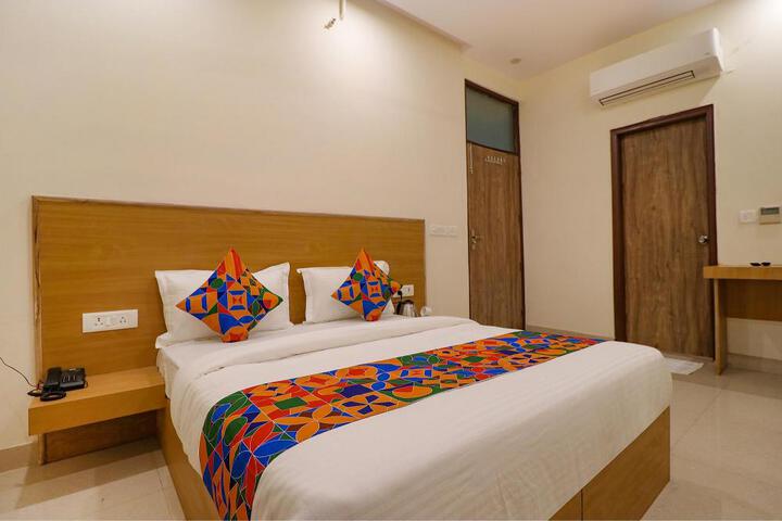 FabHotel Corporate Stay