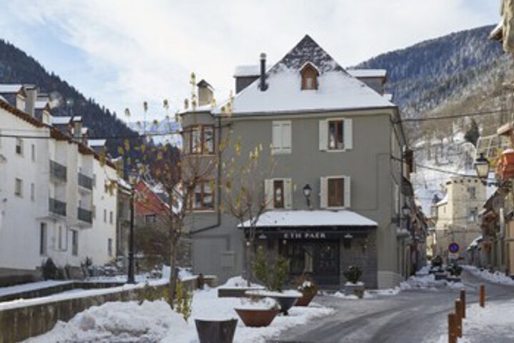 Hotel 5 of 20