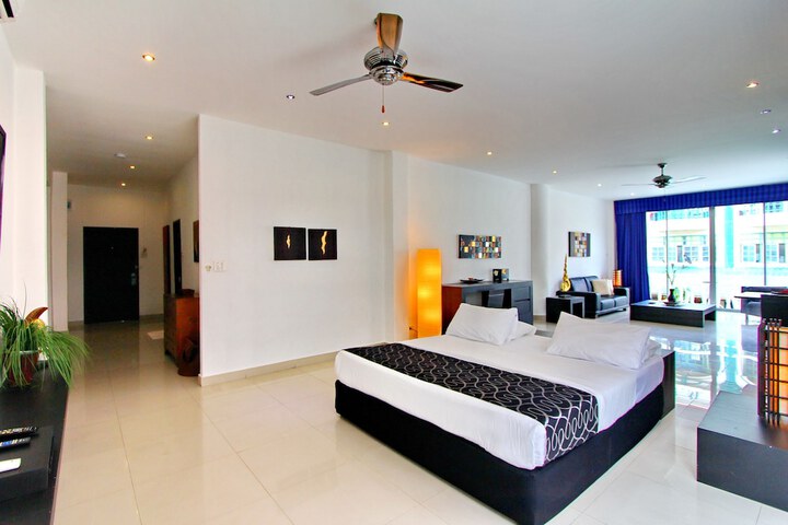 Room 32 of 88