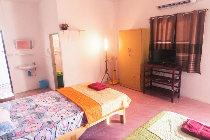 Room 16 of 62