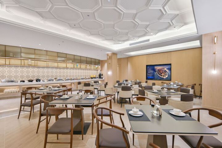 Vienna International Hotel (Hefei Shushan Tianzhu Road Subway Station Branch)