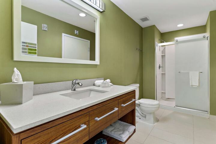Bathroom shower