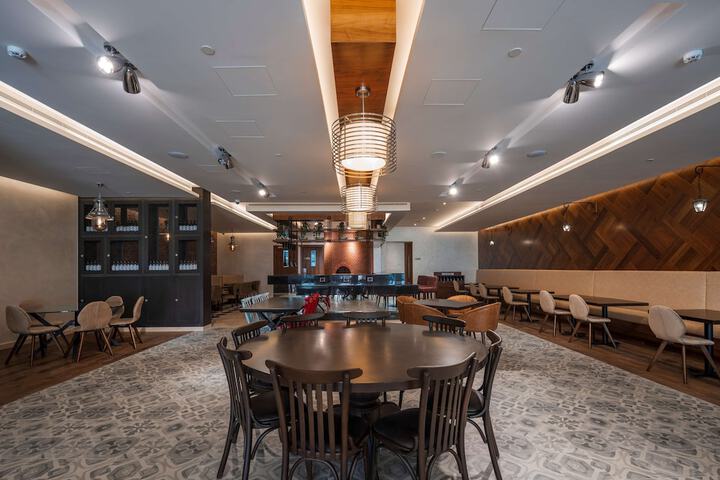 Lounge 165 of 268