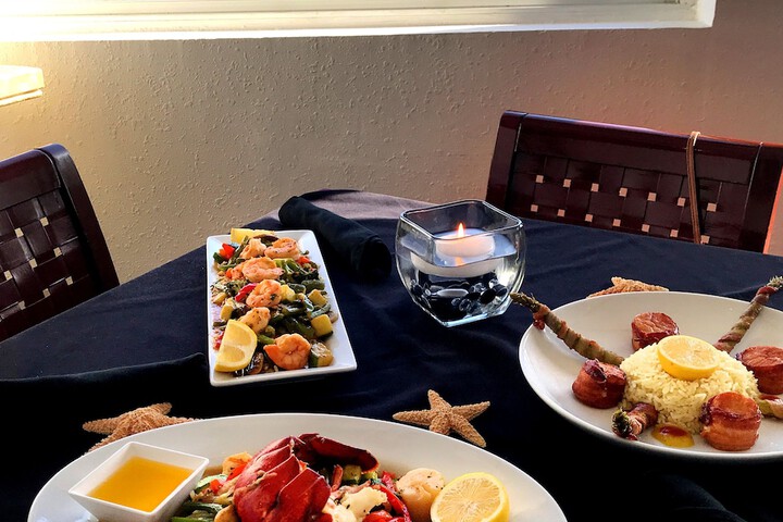 Couples dining
