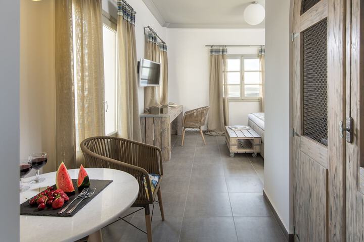 Room 21 of 69