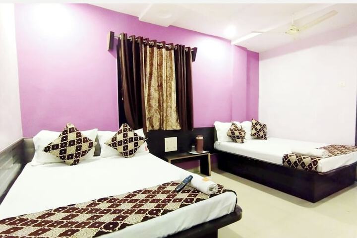 Room 2 of 21