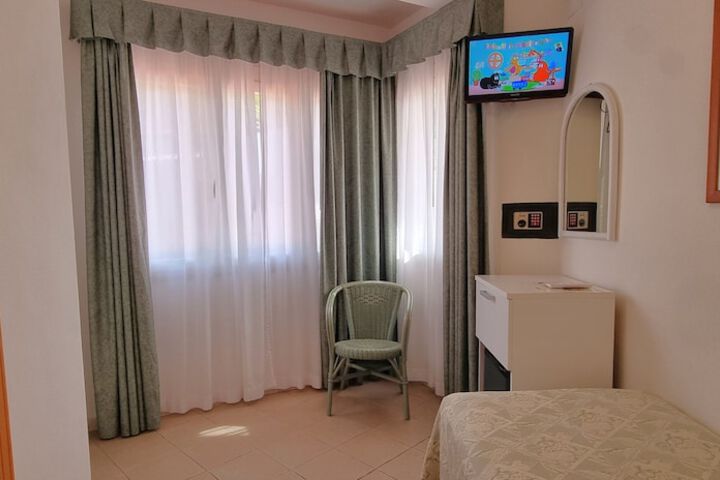 Room 29 of 51