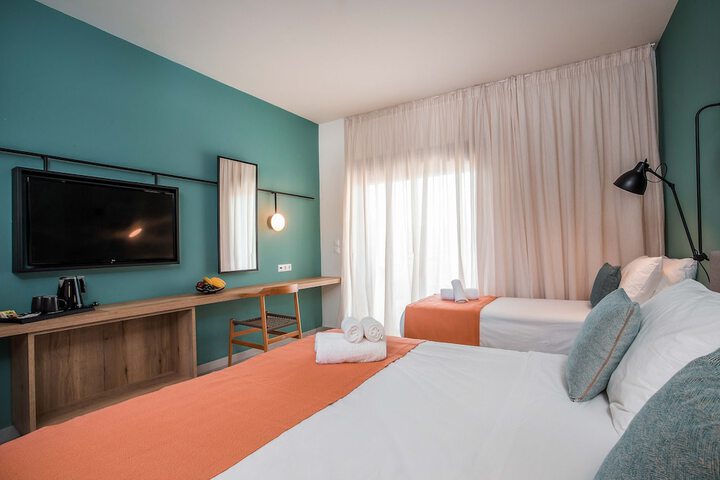 Room 21 of 76