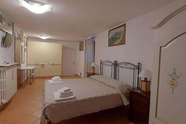 Room 8 of 39