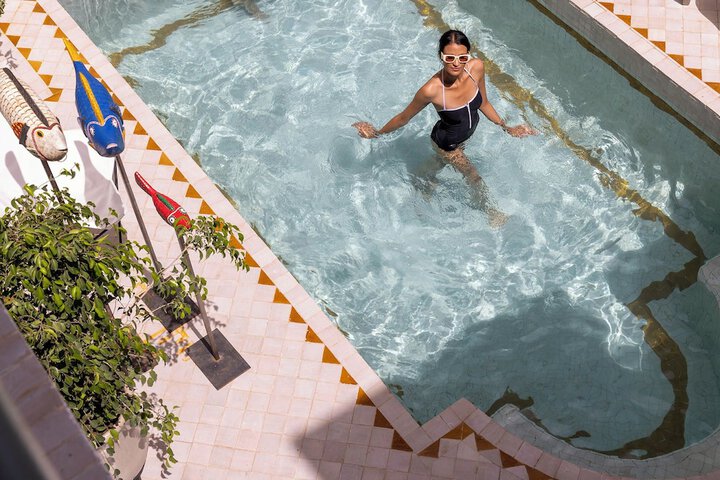 Pool 35 of 66