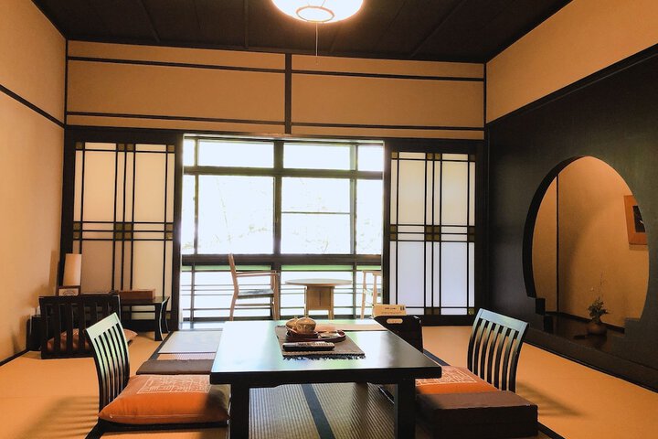 Room 15 of 127