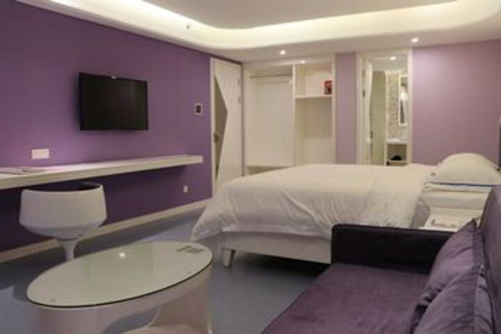 Room 16 of 29