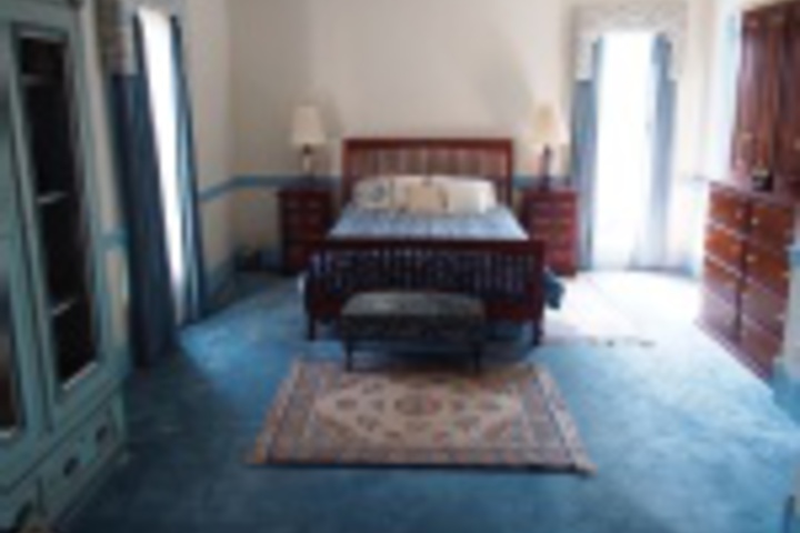 Room 180 of 240