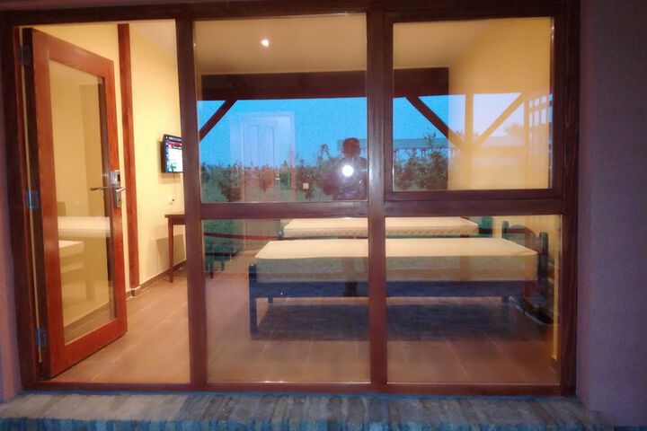 Room 5 of 52