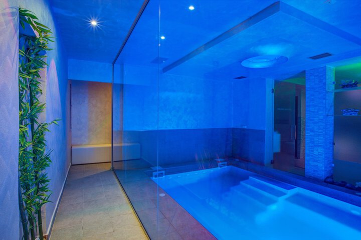 Relaxing Spa