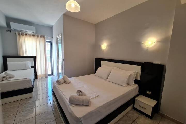 Room 4 of 59