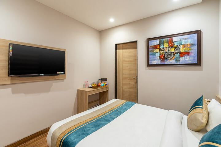 Room 19 of 36