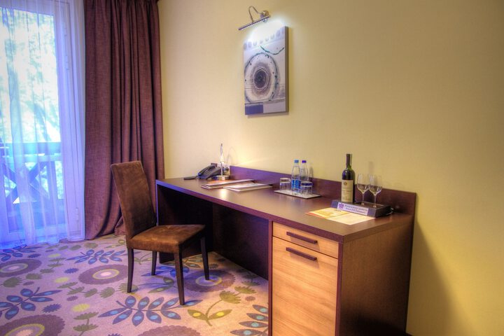 Room 9 of 113