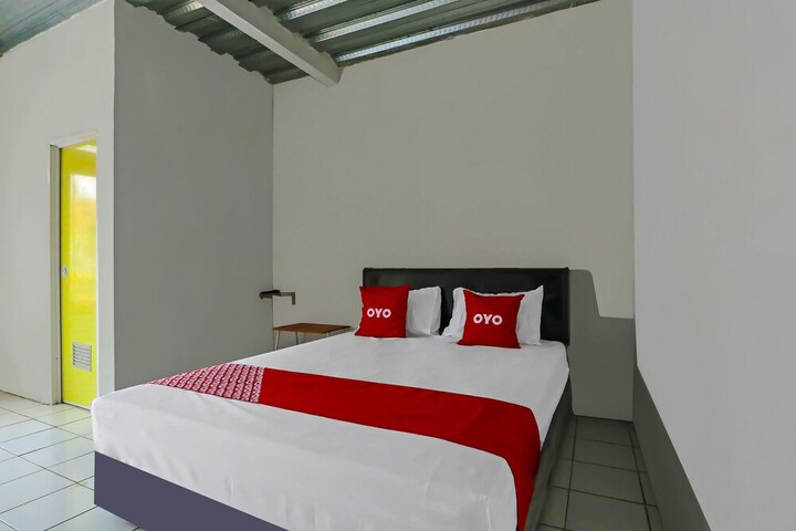 Room 8 of 21