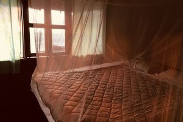 Room 10 of 23