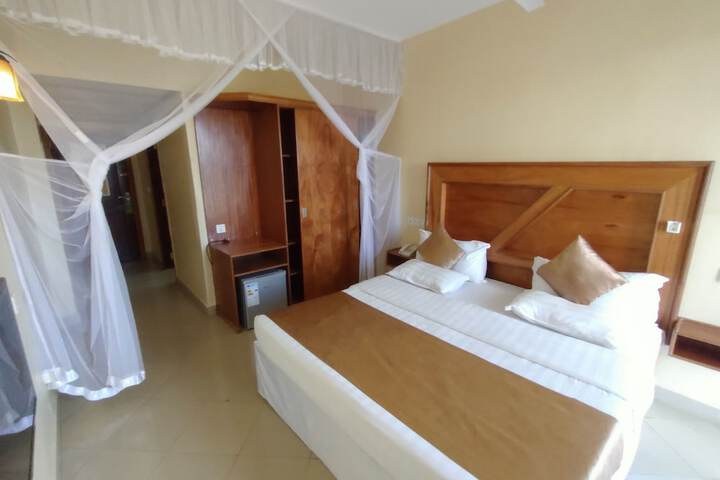 Room 21 of 71