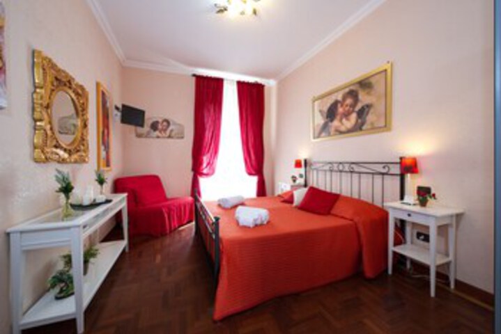 Room 102 of 157