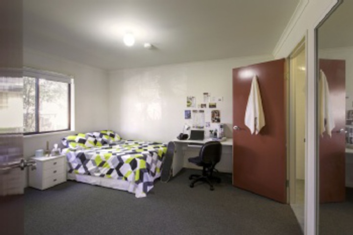 Room 82 of 252