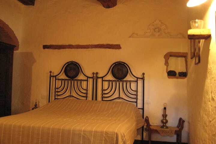 Room 5 of 21