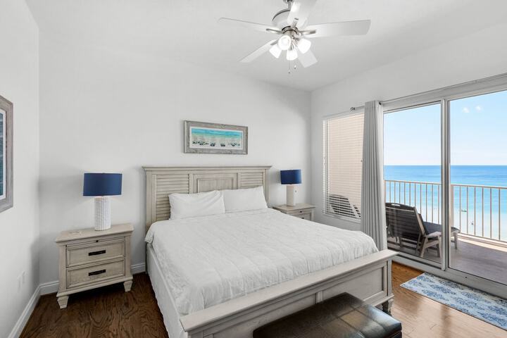 Room 2 of 36