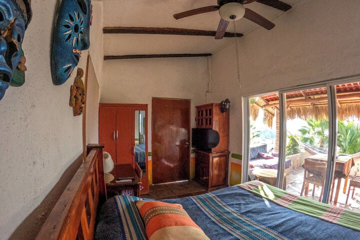 Room 13 of 89