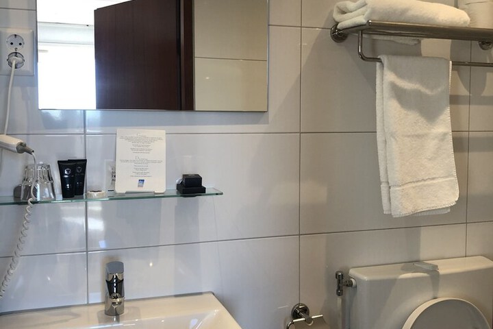 Room 88 of 139