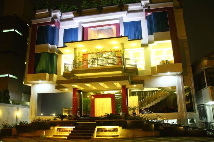 Front of property - evening/night